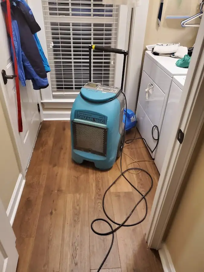 Commercial dehumidifier deployed for Flood Damage Cleanup in Walled Lake
